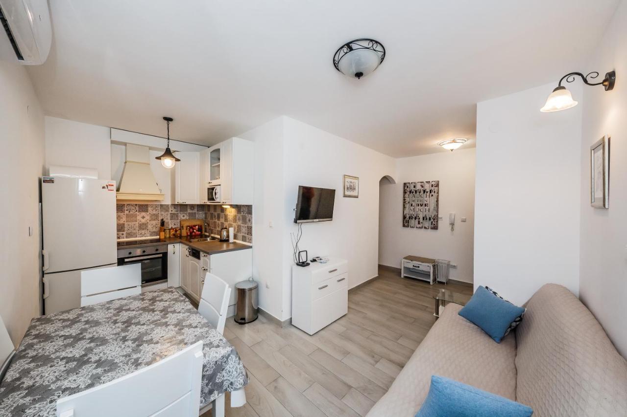 Apartments Paula Сплит Экстерьер фото