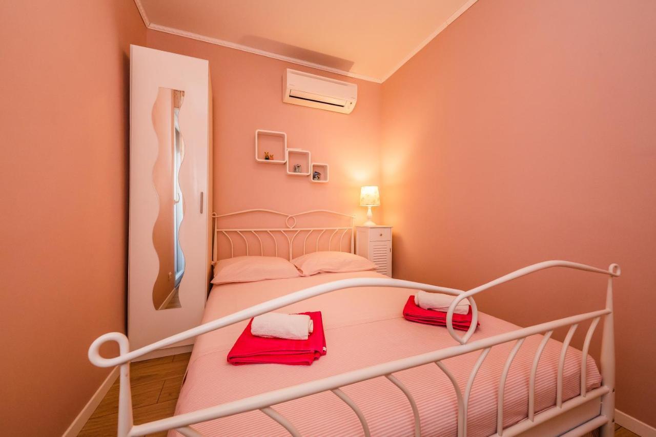 Apartments Paula Сплит Экстерьер фото